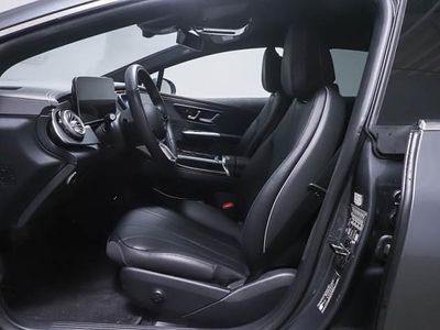 Mercedes EQE350