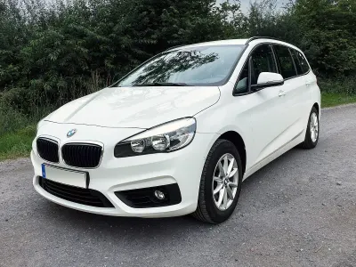 Gebraucht BMW 218 Gran Tourer Advantage 150 PS (110 kW) 2017 Weiß Van / Kleinbus