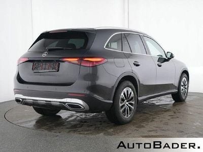 Gebraucht Mercedes GLC220 Avantgarde 197 PS (144 kW) 2024 831 lack graphitgrau (metallic) SUV