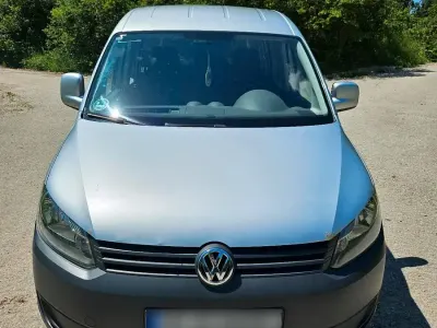 Gebraucht VW Caddy 102 PS (75 kW) 2012 Silber Van / Kleinbus