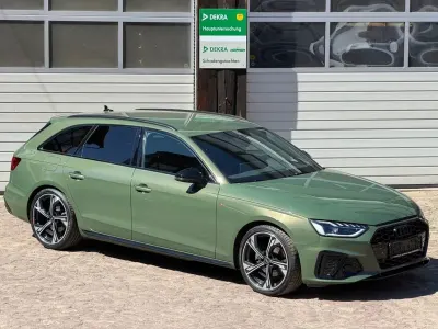Gebraucht Audi A4 S-Line 163 PS (119 kW) 2023 Distriktgruen Kombi
