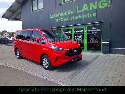 Gebraucht Ford Tourneo Custom 136 PS (100 kW) 2025 Rot Van