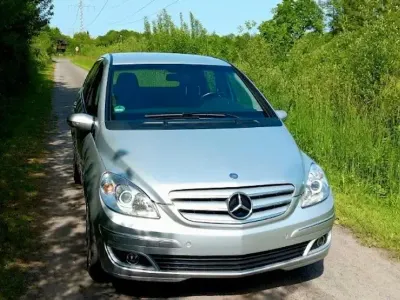 Gebraucht Mercedes B170 116 PS (85 kW) 2008 Silber Van / Kleinbus