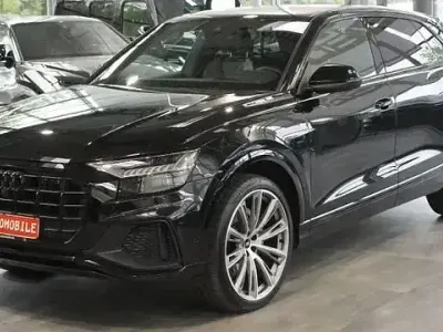 Gebraucht Audi Q8 Sport 286 PS (210 kW) 2023 Schwarz SUV