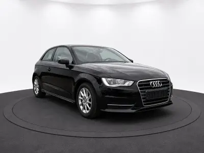 Używany Audi A3 Performance 110 KM (80 kW) 2014 Czarny Sedan/Limuzyna