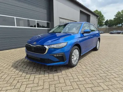 Neu Skoda Scala Selection 116 PS (85 kW) 2026 Raceblau metallic Kleinwagen