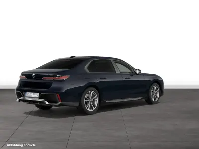 Gebraucht BMW 740 Comfort Edition 299 PS (219 kW) 2026 Limousine
