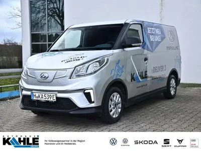 Gebraucht Maxus eDeliver 3 89 kW (122 PS) 2024 Silber Van