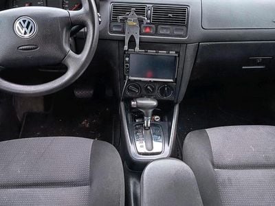 Gebraucht VW Golf IV 101 PS (74 kW) 2002 Silber Kleinwagen