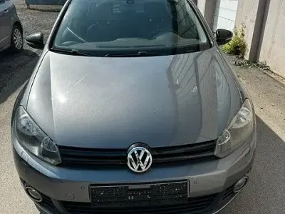 Gebraucht VW Golf VII Match 105 PS (77 kW) 2012 Grau Limousine