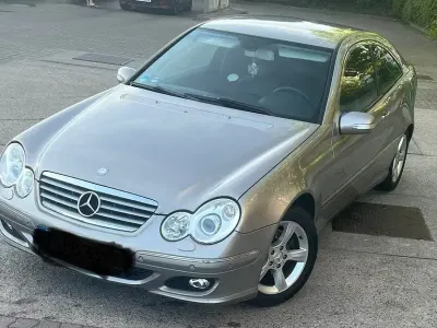 Gebraucht Mercedes 230 204 PS (150 kW) 2006 Grau Coupé