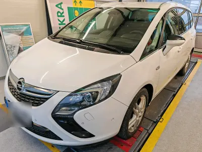 Gebraucht Opel Zafira 170 PS (125 kW) 2016 Weiß Van / Kleinbus