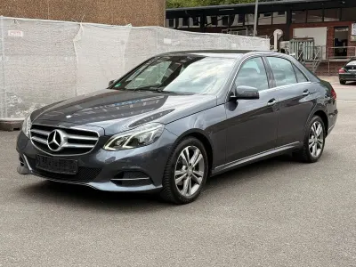 Gebraucht Mercedes E200 Avantgarde 136 PS (100 kW) 2014 Grau Limousine