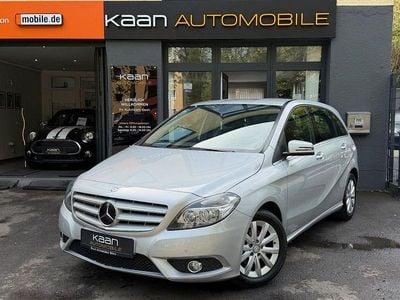Usata Mercedes B180 122 CV (89 kW) 2014 Argento Monovolume