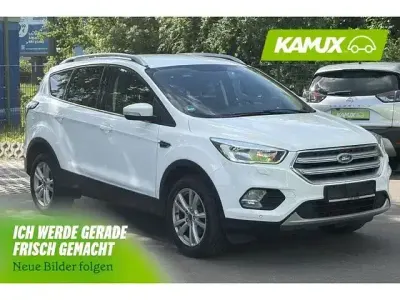 Gebraucht Ford Kuga Trend 120 PS (88 kW) 2018 Weiß SUV