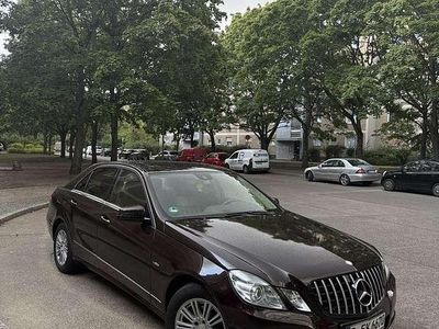 Gebraucht 2011 Mercedes E220 Elegance Limousine | 10.300 € (Fairer Preis)