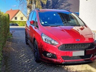 Gebraucht Ford S-MAX ST-Line 190 PS (139 kW) 2018 Rot Van / Kleinbus