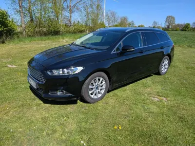 Gebraucht Ford Mondeo Business Edition 160 PS (117 kW) 2017 Schwarz Kombi