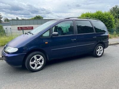 VW Sharan