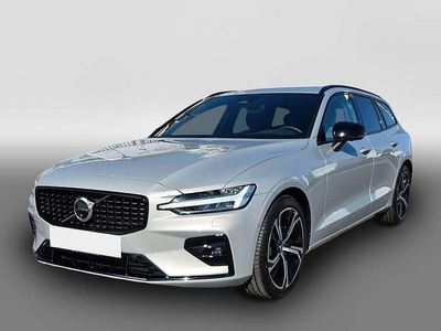 Gebraucht Volvo V60 Plus 197 PS (144 kW) 2025 Silber Kombi