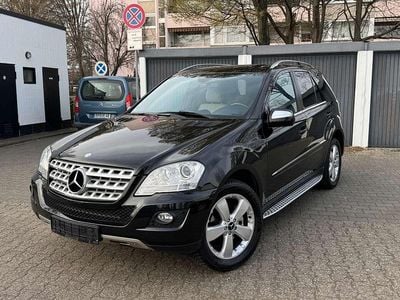 Gebraucht Mercedes ML320 224 PS (164 kW) 2008 Obsidianschwarz  metalliclack SUV