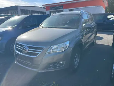 Używany VW Tiguan Sportline 170 KM (125 kW) 2009 Szary SUV