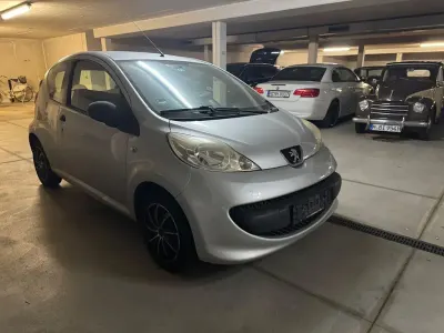 Gebraucht Peugeot 107 Filou 68 PS (50 kW) 2006 Grau Kleinwagen