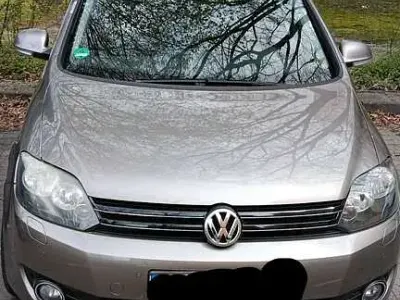 Gebraucht VW Golf Plus Cross 122 PS (89 kW) 2011 Beige Limousine