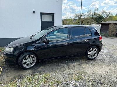 Second-hand VW Golf VI 105 CP (77 kW) 2011 Negru Hatchback