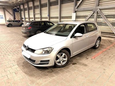 Silber Gebraucht 2014 VW Golf VII Kleinwagen | 10.999 € (Etwas zu teuer)