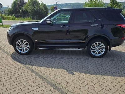 Land Rover Discovery 5
