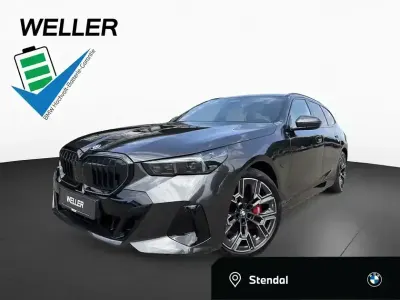 Gebraucht BMW 550e M Sport 489 PS (359 kW) 2025 Sophistograu (grau) Kombi