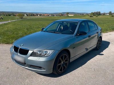 Second-hand BMW 320 150 CP (110 kW) 2006 Argintiu Berlinǎ