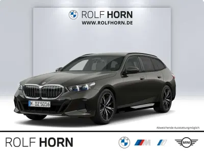 Gebraucht BMW 540 M Sport 303 PS (222 kW) 2025 Sophisto grau brillant Kombi