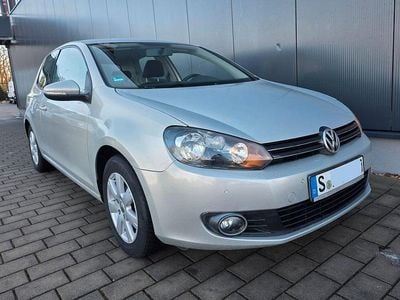 Gebraucht VW Golf VI 102 PS (75 kW) 2009 Silber Kleinwagen
