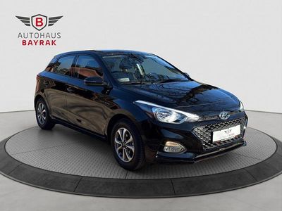 Gebraucht Hyundai i20 101 PS (74 kW) 2019 Schwarz Kleinwagen