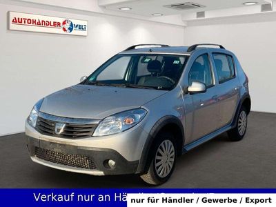 Silber Gebraucht 2012 Dacia Sandero Stepway Limousine | 2.499 € (Fairer Preis)