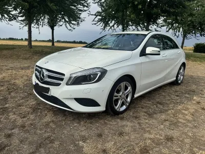 Gebraucht Mercedes A200 156 PS (114 kW) 2014 Weiß Kleinwagen