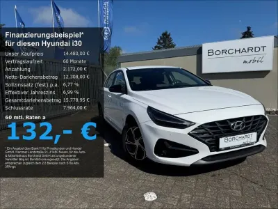 Gebraucht Hyundai i30 Intro Edition 109 PS (80 kW) 2020 Weiß Limousine