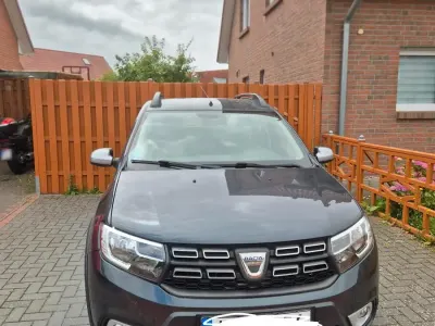 Gebraucht Dacia Sandero Stepway 95 PS (69 kW) 2020 Schwarz Kleinwagen