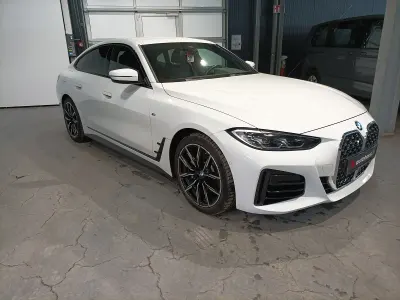 Usado BMW 430 M Sport 245 HP (180 kW) 2023 Branco Coupé