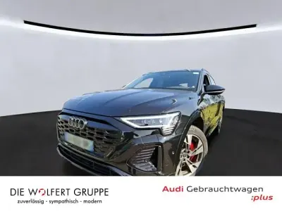Gebraucht Audi Q8 Sportback e-tron S-Line 250 kW (340 PS) 2024 Mythosschwarz metallic SUV
