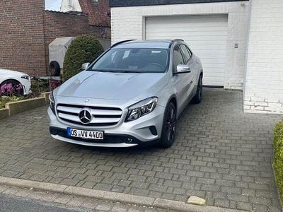 Mercedes GLA200