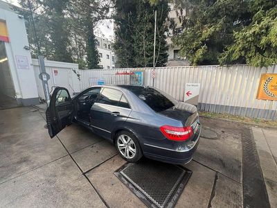 Second-hand Mercedes E220 2011 Negru Berlinǎ