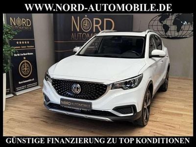 Begagnad MG ZS Luxury 105 kW (143 HK) 2021 Vit SUV