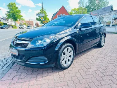 Gebraucht Opel Astra GTC Edition 90 PS (66 kW) 2008 Schwarz Limousine