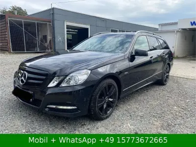 Gebraucht Mercedes E220 170 PS (125 kW) 2010 Schwarz Kombi