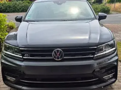Gebraucht VW Tiguan IQ Drive 150 PS (110 kW) 2019 Grau SUV