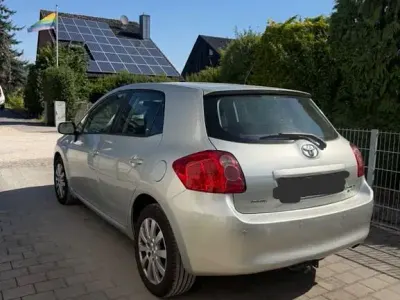 Gebraucht Toyota Auris Sol 126 PS (92 kW) 2007 Silber Kleinwagen