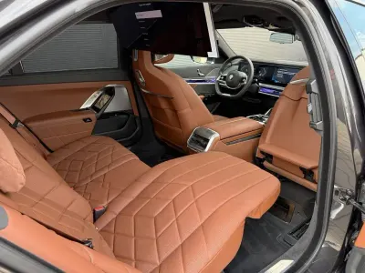 Occasion BMW 740 Performance 286 ch (210 kW) 2024 Gris Berline